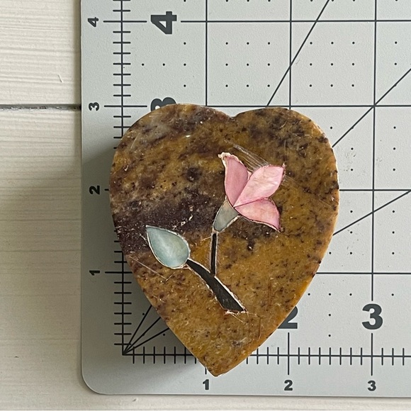 Vintage Pink Floral Inlaid India Heart Shaped Soap Stone Mother Of Pearl Trinket - Picture 4 of 9